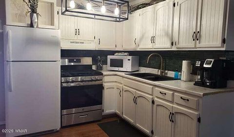 Tiny photo for Cabin 83 Main Street, Greer, AZ 85927 (MLS # 260911)