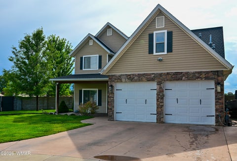 Tiny photo for 1760 N Medina Loop, Show Low, AZ 85901 (MLS # 262388)