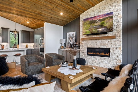 Tiny photo for 2101 S Monkshood Road, Show Low, AZ 85901 (MLS # 262984)