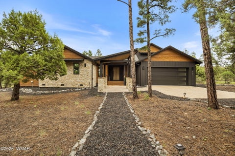 Tiny photo for 2101 S Monkshood Road, Show Low, AZ 85901 (MLS # 262984)