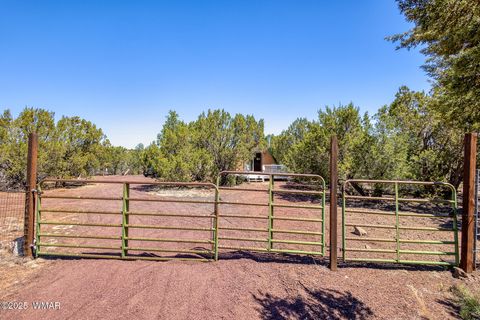 Tiny photo for 87 N 3132, Vernon, AZ 85940 (MLS # 257270)