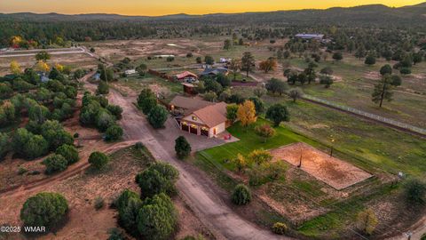 Photo of 981 Oak Grove Road, Show Low, AZ 85901 (MLS # 258549)
