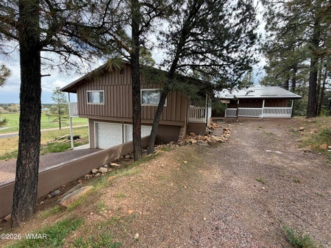 Tiny photo for 201 S 6th Place, Show Low, AZ 85901 (MLS # 263594)