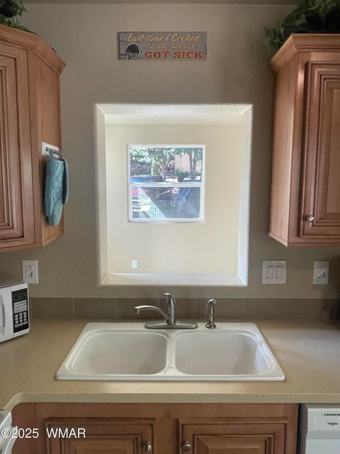 Tiny photo for 3880 S Mule Skinner Loop, Show Low, AZ 85901 (MLS # 260350)