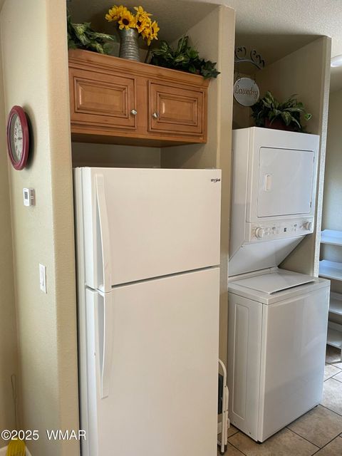 Tiny photo for 3880 S Mule Skinner Loop, Show Low, AZ 85901 (MLS # 260350)