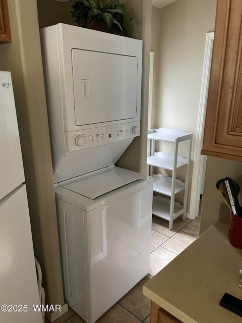 Tiny photo for 3880 S Mule Skinner Loop, Show Low, AZ 85901 (MLS # 260350)