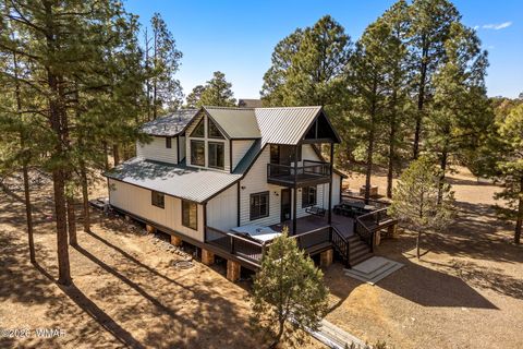 Photo of 3310 Tonto Drive, Overgaard, AZ 85933 (MLS # 259110)