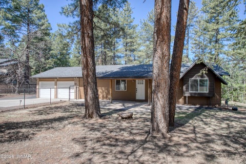 Photo of 548 S Cotton Tail Lane, Pinetop, AZ 85935 (MLS # 261566)