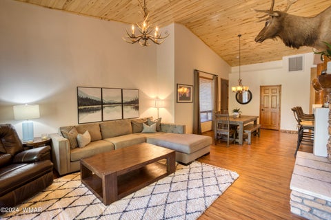 Photo of 3110 W Black Oak Loop, Show Low, AZ 85901 (MLS # 263475)