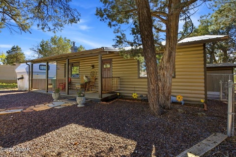 Tiny photo for 1000 S 11th Avenue, Show Low, AZ 85901 (MLS # 261031)