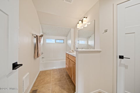 Tiny photo for 805 S Wildcat Trail, Show Low, AZ 85901 (MLS # 262946)