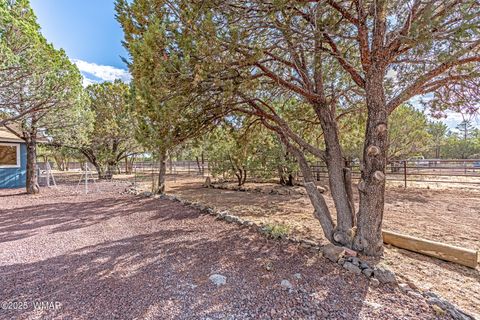 Tiny photo for 703 Backwoods Trail, Lakeside, AZ 85929 (MLS # 259802)