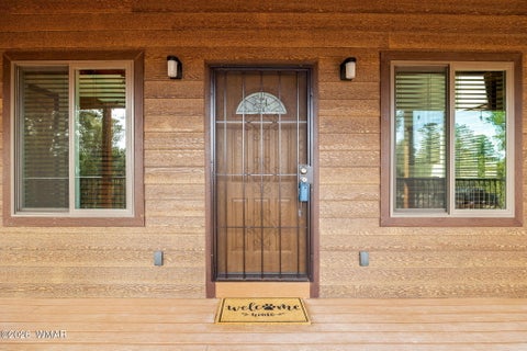Tiny photo for 3331 Ox Bow Bend, Overgaard, AZ 85933 (MLS # 261366)