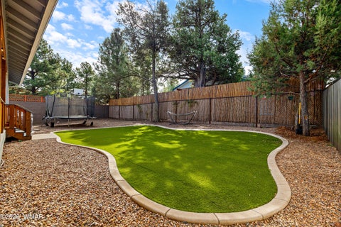 Tiny photo for 861 E Blue Jay Lane, Show Low, AZ 85901 (MLS # 263175)