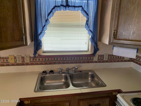 Tiny photo for 304 Cedar Avenue, Holbrook, AZ 86025 (MLS # 263199)