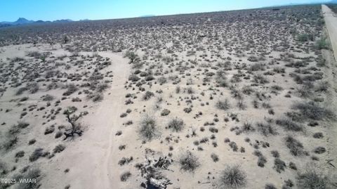 Tiny photo for 17404 S Jesse James Road, Lake Havasu City, AZ 86401 (MLS # 258765)