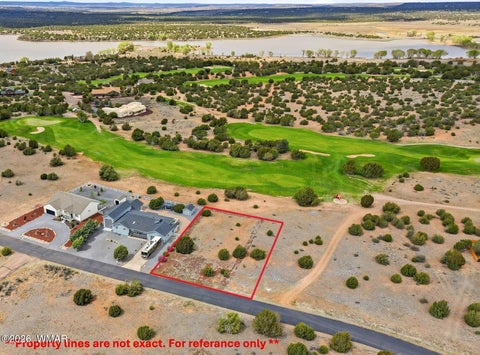 Photo of 8410 Lake View Drive, Show Low, AZ 85901 (MLS # 262030)