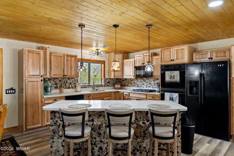 Tiny photo for 2924 Pine Rim Road, Overgaard, AZ 85933 (MLS # 260962)