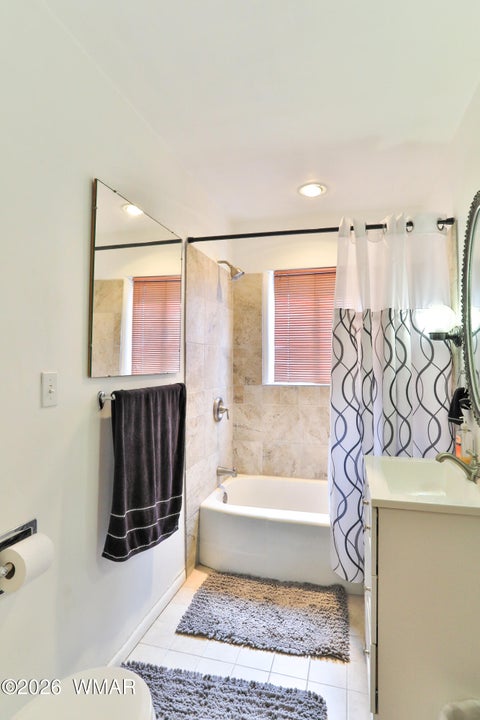 Tiny photo for 705 W Florida Street, Holbrook, AZ 86025 (MLS # 261421)