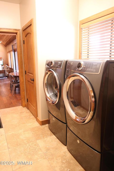 Tiny photo for 400 N Lantana Lane, Show Low, AZ 85901 (MLS # 258515)