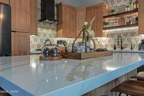 Tiny photo for 610 S Mountain Pines Avenue, Show Low, AZ 85901 (MLS # 260650)