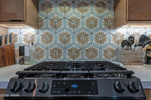 Tiny photo for 610 S Mountain Pines Avenue, Show Low, AZ 85901 (MLS # 260650)