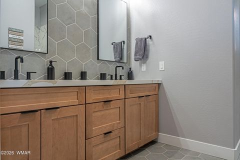 Tiny photo for 610 S Mountain Pines Avenue, Show Low, AZ 85901 (MLS # 260650)