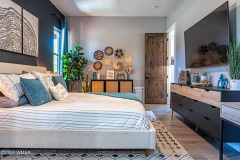 Tiny photo for 610 S Mountain Pines Avenue, Show Low, AZ 85901 (MLS # 260650)