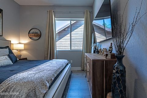 Tiny photo for 610 S Mountain Pines Avenue, Show Low, AZ 85901 (MLS # 260650)