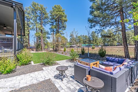 Tiny photo for 610 S Mountain Pines Avenue, Show Low, AZ 85901 (MLS # 260650)
