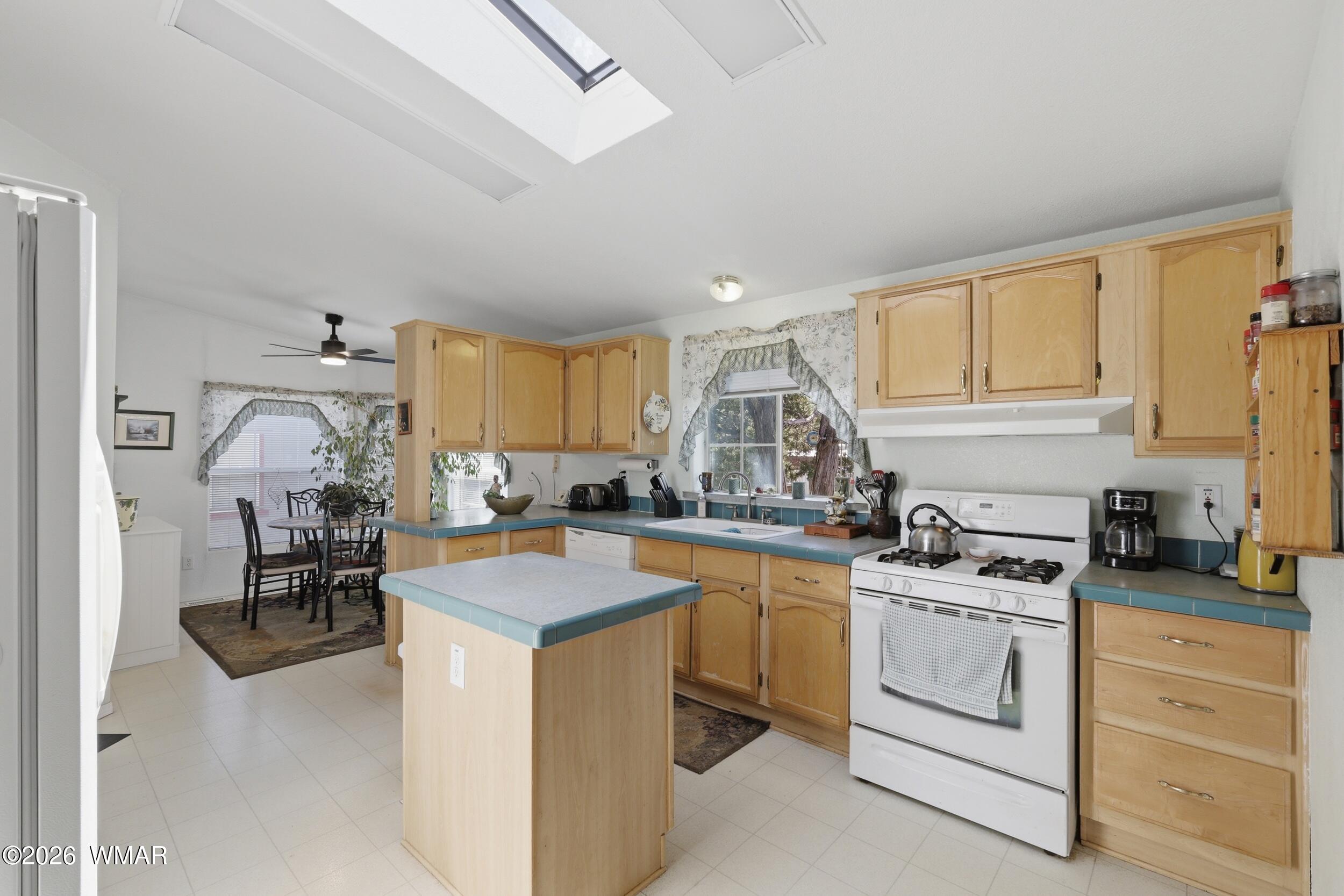 6963 Thomas Ranch Road