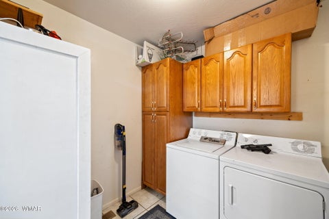 Tiny photo for 1992 Red Deer Run, Overgaard, AZ 85933 (MLS # 263537)