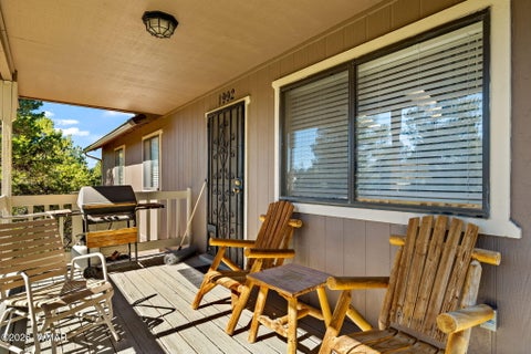 Tiny photo for 1992 Red Deer Run, Overgaard, AZ 85933 (MLS # 263537)