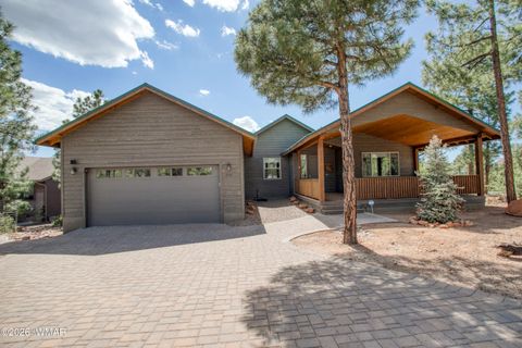 Photo of 1710 W Snow Creek Loop, Show Low, AZ 85901 (MLS # 261220)