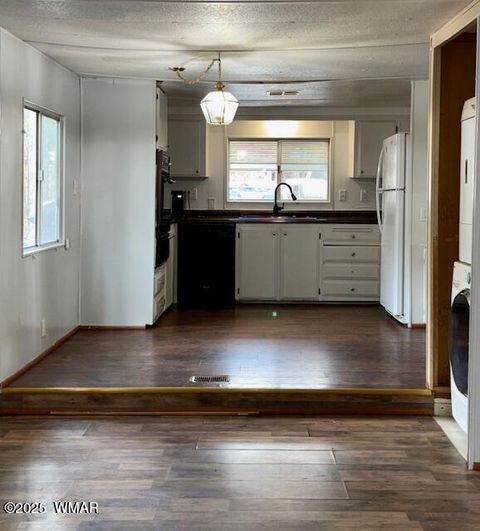 Tiny photo for 1040 N 43Rd Drive, Show Low, AZ 85901 (MLS # 257509)