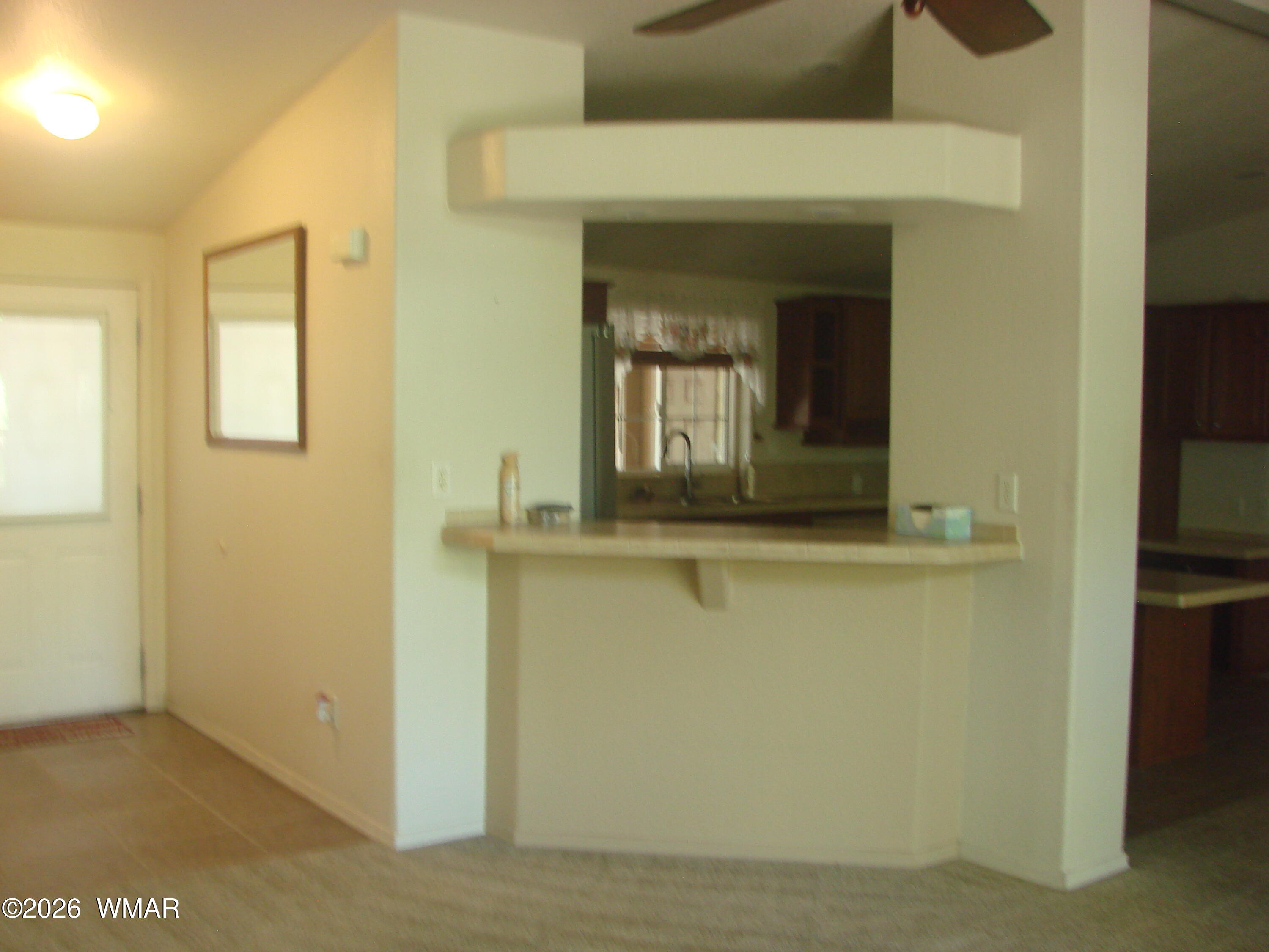 2060 Pineview
