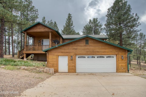 Photo of 1420 E Meadow View Place, Show Low, AZ 85901 (MLS # 262049)