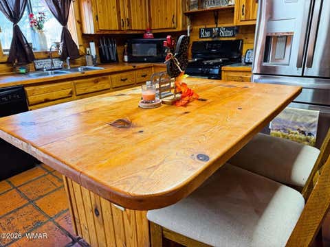 Tiny photo for 5423 Oak Avenue, Pinedale, AZ 85934 (MLS # 262548)
