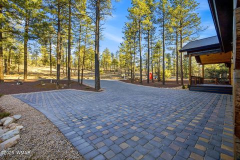 Tiny photo for 30 S Bench Circle, Show Low, AZ 85901 (MLS # 257936)