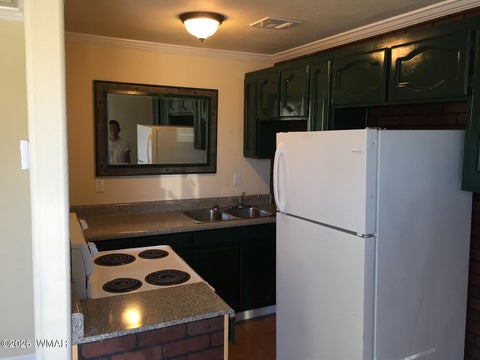 Tiny photo for 410 N 3rd Avenue, Holbrook, AZ 86025 (MLS # 263372)