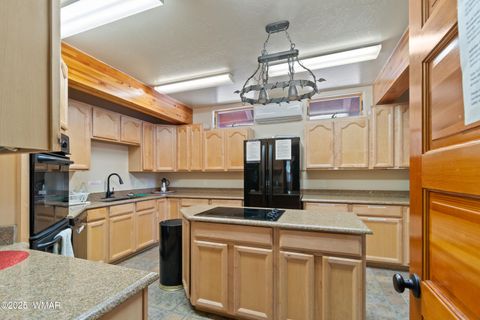 Tiny photo for 2201 E Quarter Horse Way, Show Low, AZ 85901 (MLS # 260971)