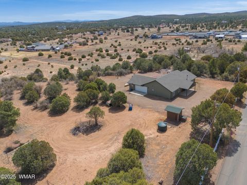 Photo of 1051 Burton Rd Rd, Show Low, AZ 85901 (MLS # 255251)