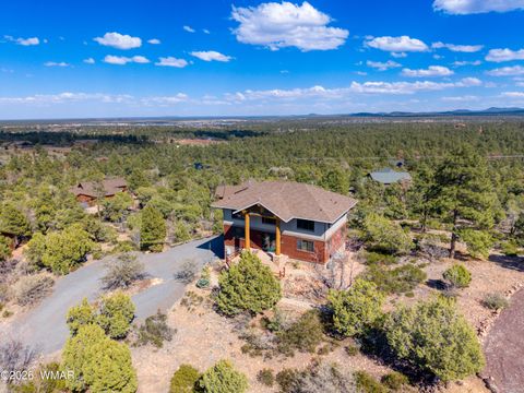 Photo of 1511 S Canyon Ridge Trail, Show Low, AZ 85901 (MLS # 259904)