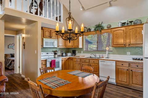 Tiny photo for 3351 Apache Drive, Overgaard, AZ 85933 (MLS # 262571)