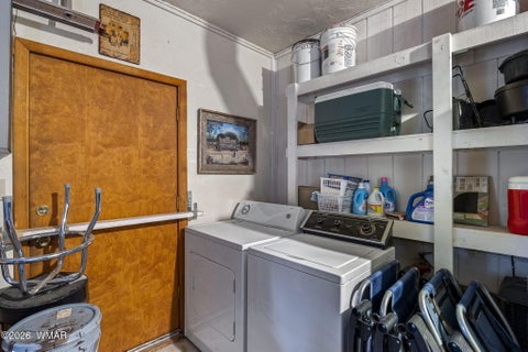 Tiny photo for 3351 Apache Drive, Overgaard, AZ 85933 (MLS # 262571)