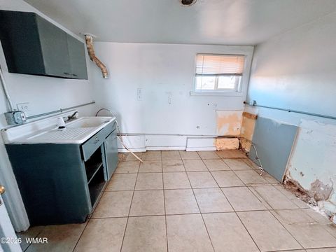 Tiny photo for 415 W Florida Street, Holbrook, AZ 86025 (MLS # 259072)