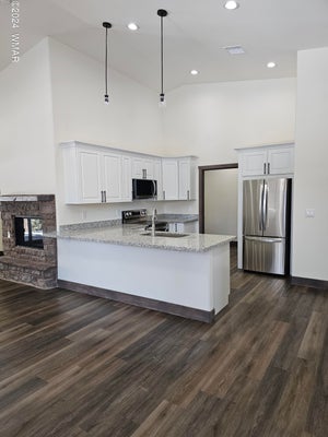 2850 W VILLA LOOP, SHOW LOW, AZ 85901 - Image 943e04e7a1e9441b1bdd10d9aaa6c3f9/636635478