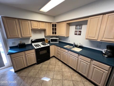 Tiny photo for 201 S 6Th Place, Show Low, AZ 85901 (MLS # 257403)