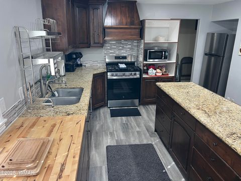 Tiny photo for 201 S 6Th Place, Show Low, AZ 85901 (MLS # 257403)