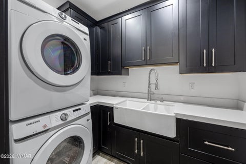 Tiny photo for 2755 W Villa Loop, Show Low, AZ 85901 (MLS # 261184)